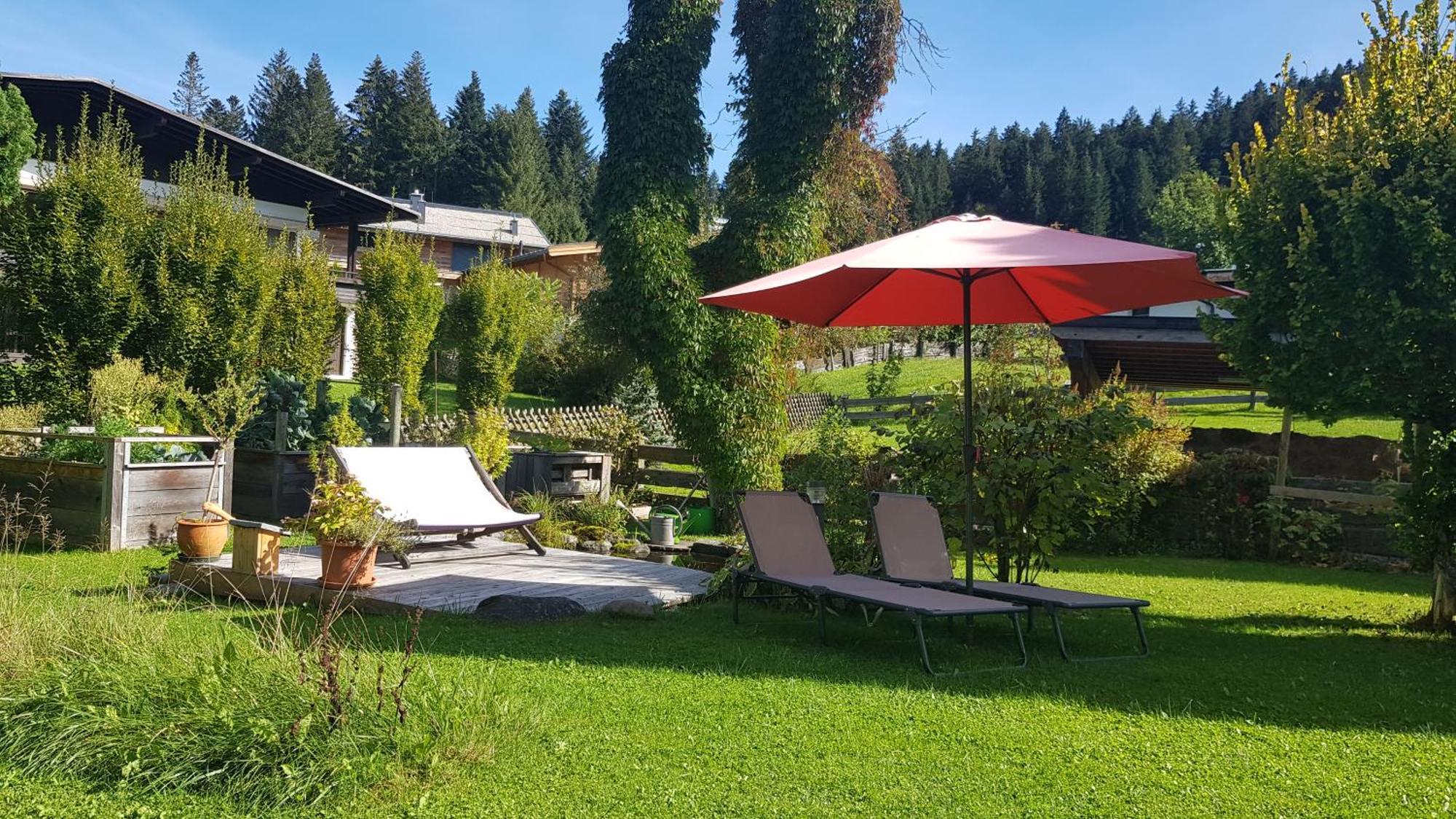 Landhaus Almdorf Hotell Sankt Johann in Tirol Exteriör bild